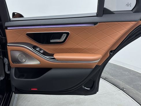 Used 2021 Mercedes-Benz S 580 4MATIC Sedan image 31