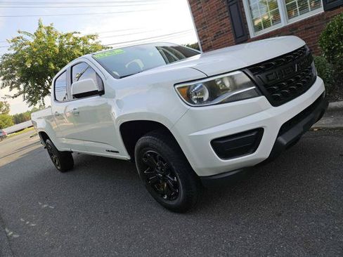 Used 2015 Chevrolet Colorado LT AWD/4WD image 7