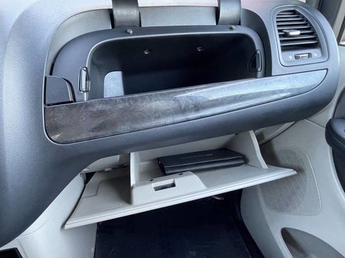 Used 2016 Dodge Grand Caravan SE w/ Quick Order Package 29E SE image 21