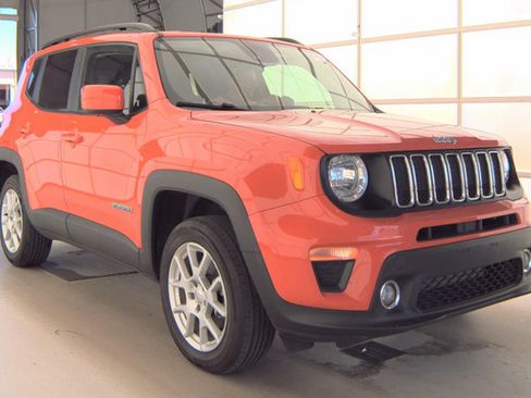 Used 2021 Jeep Renegade Latitude w/ Convenience Group AWD/4WD image 1