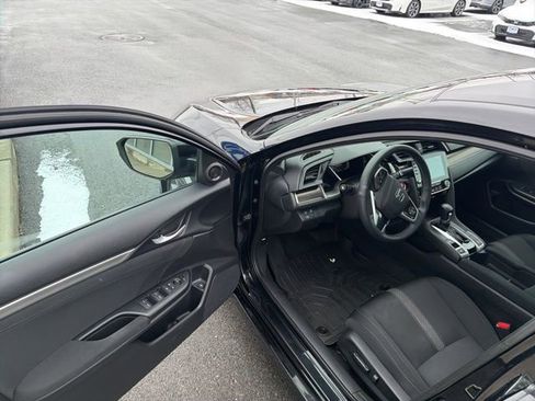 Used 2019 Honda Civic EX image 9