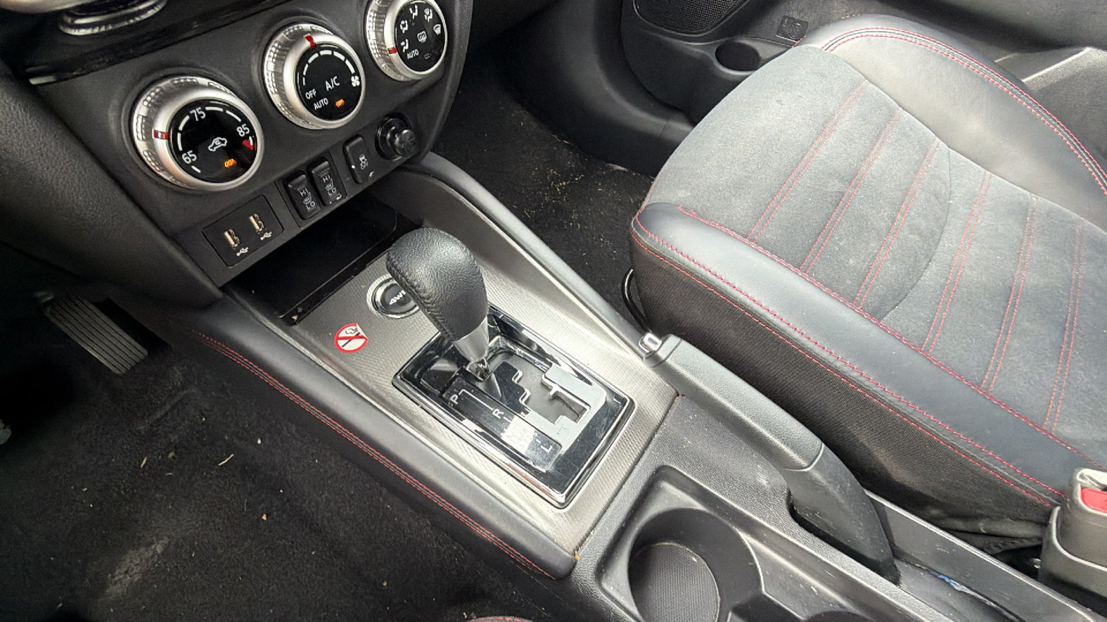 Used 2024 Mitsubishi Outlander Sport AWD image 30
