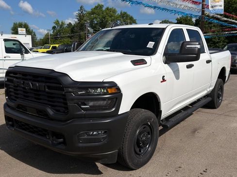 Used 2025 RAM 2500 Tradesman w/ Safety Group AWD/4WD image 2