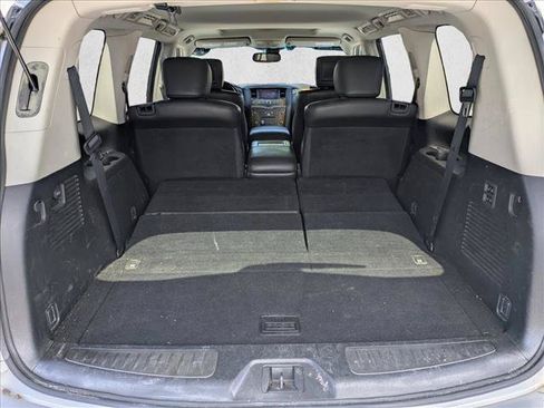 Used 2014 INFINITI QX80 4WD w/ Theater Package image 6