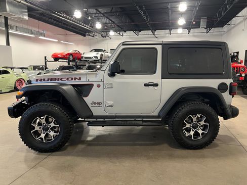 Used 2018 Jeep Wrangler Rubicon AWD/4WD image 6