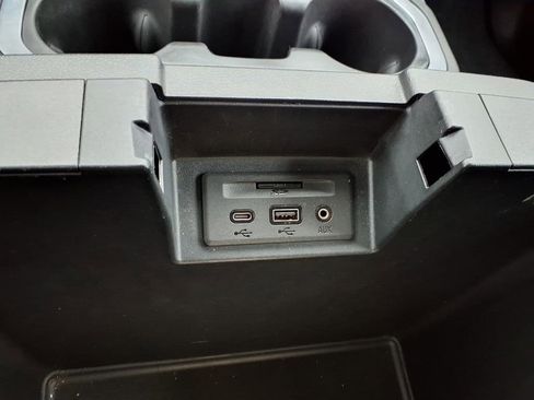 Used 2019 GMC Sierra 1500 AT4 w/ AT4 Premium Package AWD/4WD image 14