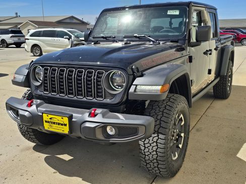 Used 2026 Jeep Gladiator Rubicon AWD/4WD image 4