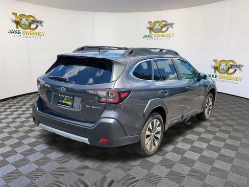 Used 2024 Subaru Outback Limited AWD/4WD image 5
