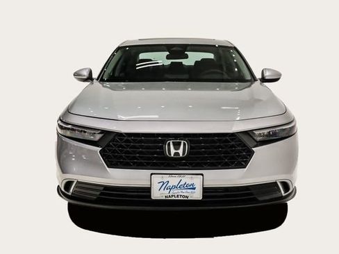 Used 2024 Honda Accord EX image 3