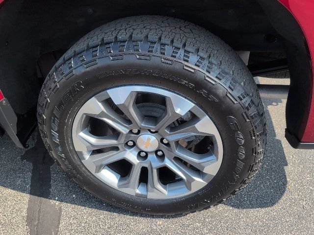 Used 2024 Chevrolet Silverado 1500 High Country w/ Technology Package AWD/4WD image 20