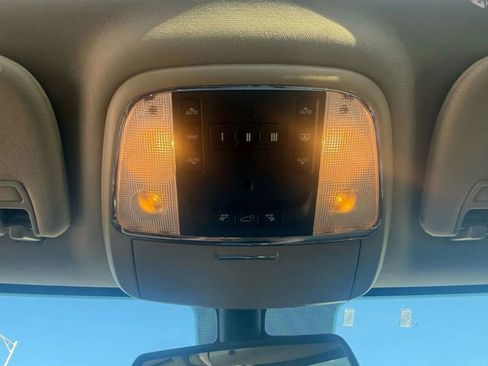 Used 2014 Jeep Grand Cherokee Overland w/ Advanced Technology Group image 28