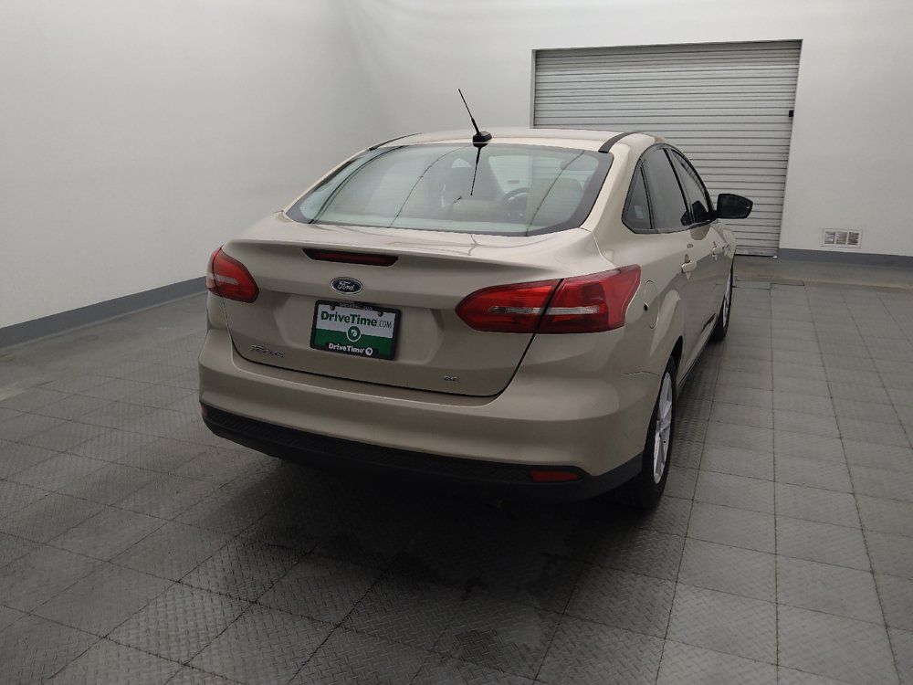 Used 2018 Ford Focus SE FWD image 7