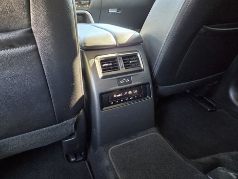 Used 2024 MAZDA CX-90 3.3 Turbo w/ Premium Package image 19