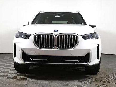 Used 2026 BMW X5 xDrive50e AWD/4WD image 10