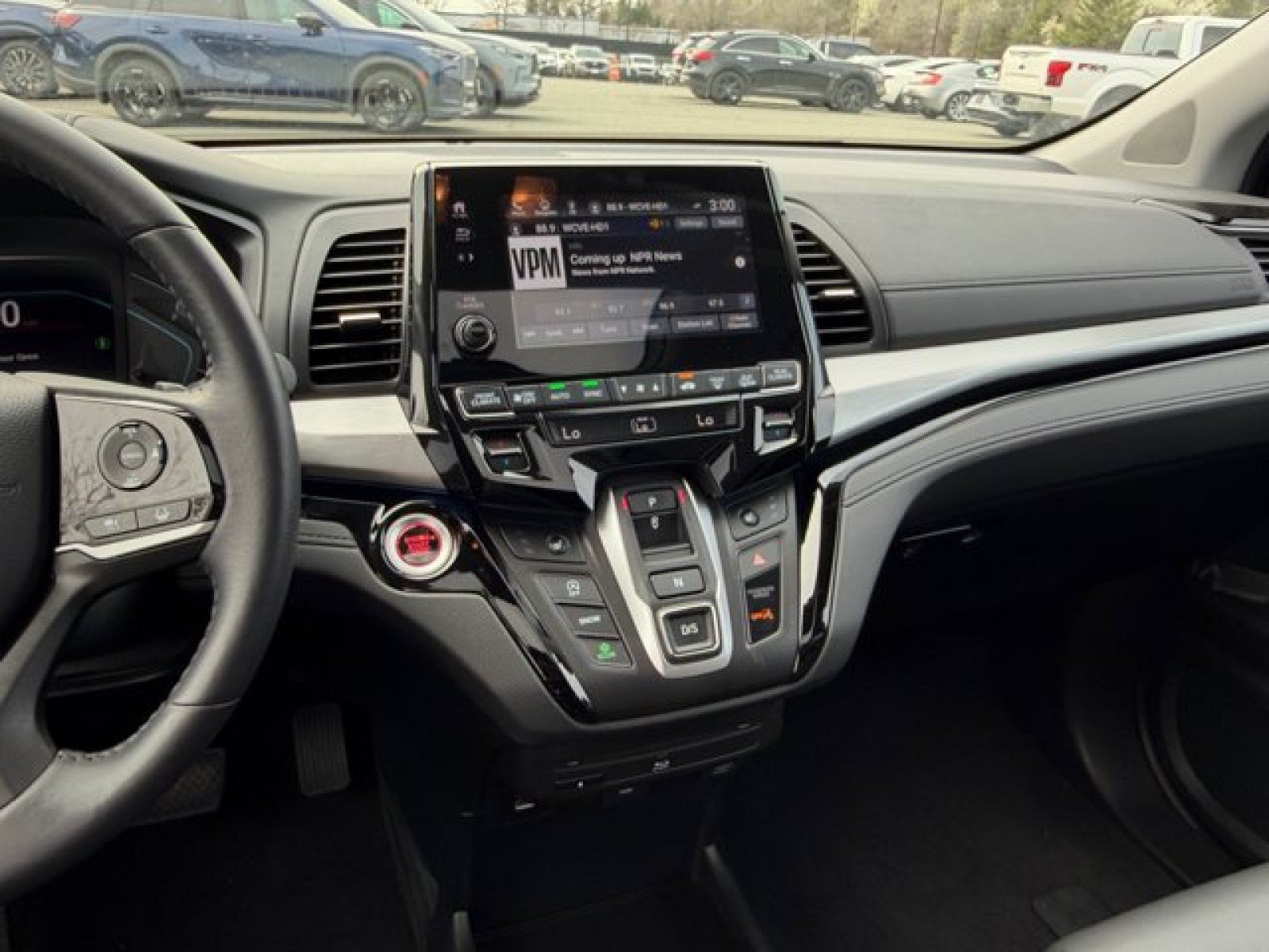 Used 2023 Honda Odyssey Touring image 14