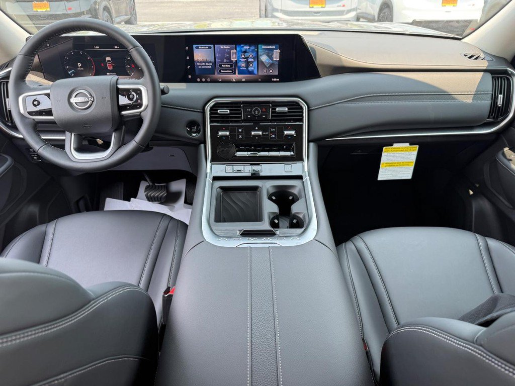 Used 2026 Nissan Armada SV AWD/4WD image 7