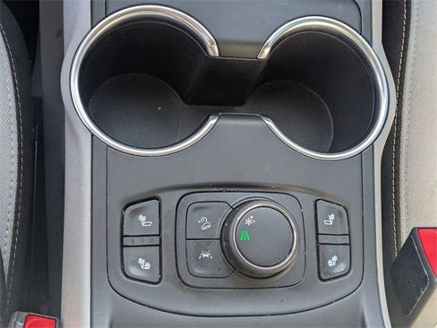 Used 2020 GMC Terrain SLE w/ Driver Convenience Package image 21