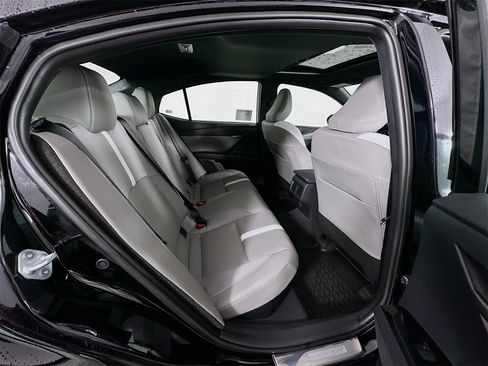 New 2026 Toyota Camry SE image 28