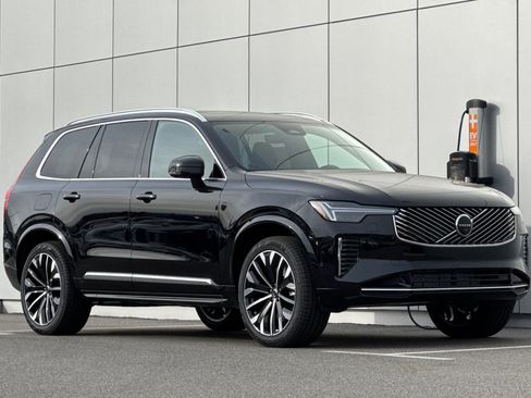 New 2026 Volvo XC90 T8 Ultra w/ Protection Package image 7