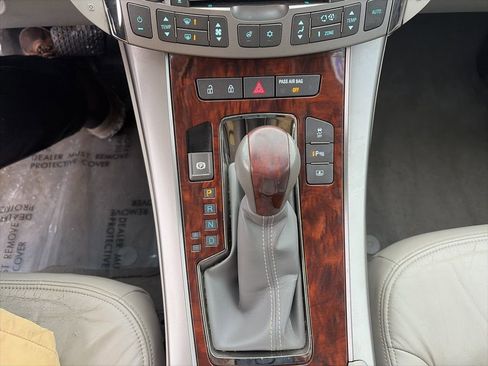 Used 2011 Buick LaCrosse CXL w/ Luxury Package image 13