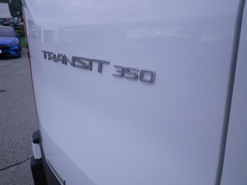 Used 2023 Ford Transit 350 XLT image 11