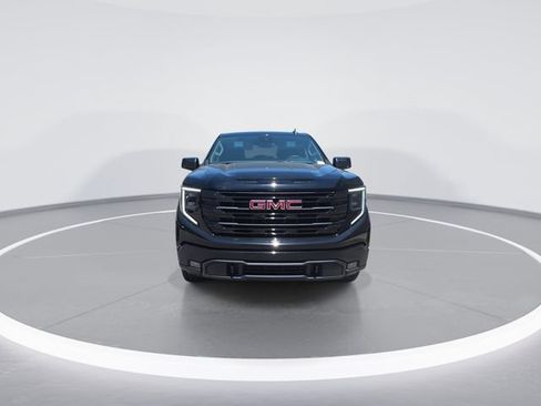 Used 2024 GMC Sierra 1500 Elevation AWD/4WD image 3