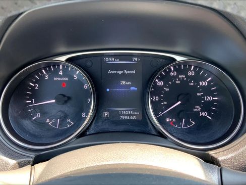 Used 2015 Nissan Rogue SL AWD/4WD image 26