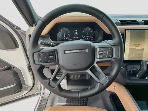 New 2026 Land Rover Defender 110 X-Dynamic SE AWD/4WD image 40