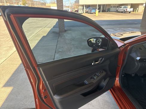 Used 2022 Nissan Altima 2.0 SR image 13