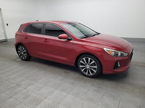 Used 2018 Hyundai Elantra GT image 11
