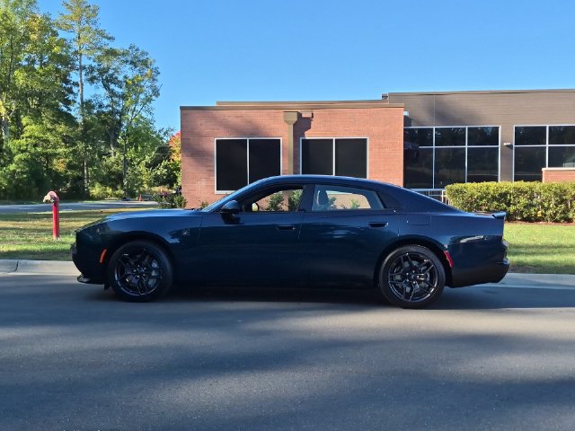 Used 2026 Dodge Charger Scat Pack w/ Blacktop Package AWD/4WD image 10