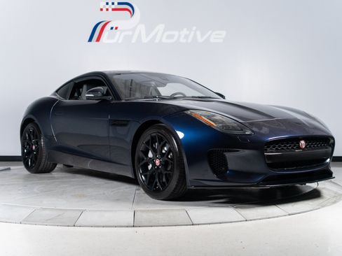 Used 2018 Jaguar F-TYPE Coupe RWD image 31