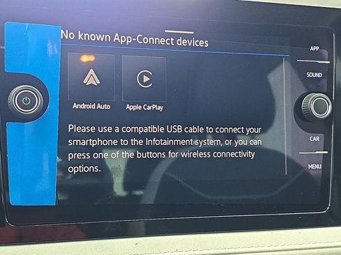 New 2026 Volkswagen Taos SE image 21