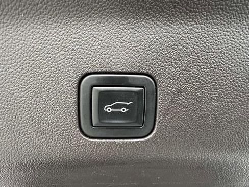 Used 2023 Chevrolet Tahoe LT image 20