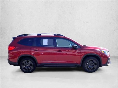 Certified 2025 Subaru Ascent Bronze Edition AWD/4WD image 5