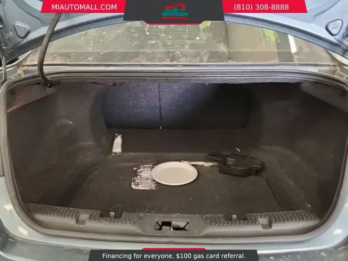 Used 2010 Ford Taurus Limited FWD image 7