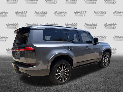 Certified 2025 Lexus GX 550 w/ Accessory Package (2T) AWD/4WD image 10