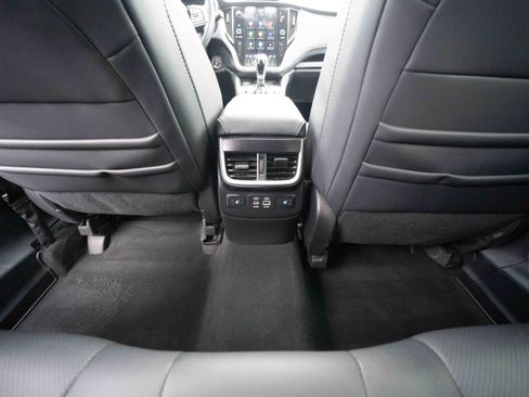 Used 2023 Subaru Outback Limited AWD/4WD image 22