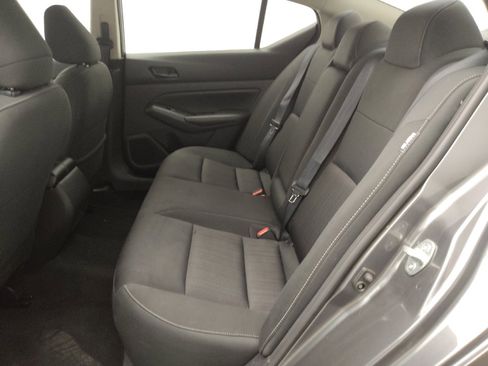 Used 2024 Nissan Altima 2.5 SV image 18