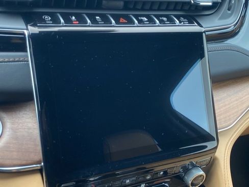 New 2025 Jeep Grand Cherokee L Summit image 43