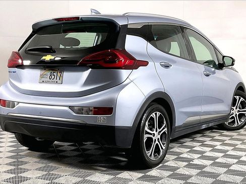 Used 2018 Chevrolet Bolt Premier w/ Driver Confidence II Package image 18