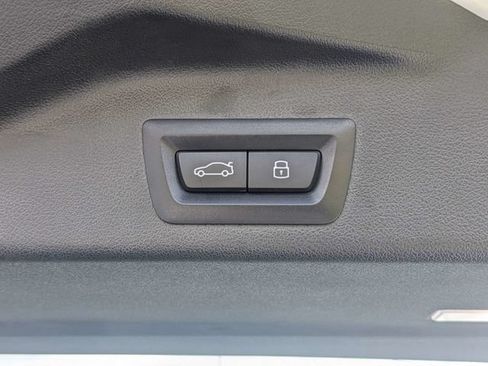 Used 2024 BMW X5 sDrive40i w/ Parking Assistance Package RWD image 13