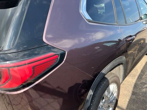 Used 2024 GMC Acadia Elevation AWD/4WD image 14