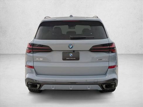New 2026 BMW X5 xDrive50e w/ M Sport Package image 8
