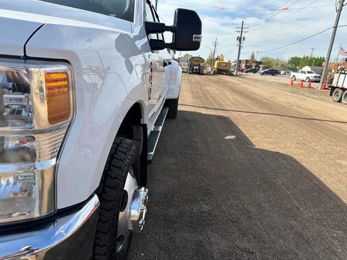 Used 2020 Ford F350 XLT AWD/4WD image 19