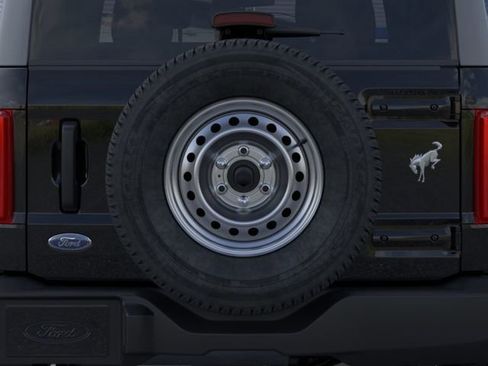 New 2026 Ford Bronco 2-Door AWD/4WD image 24