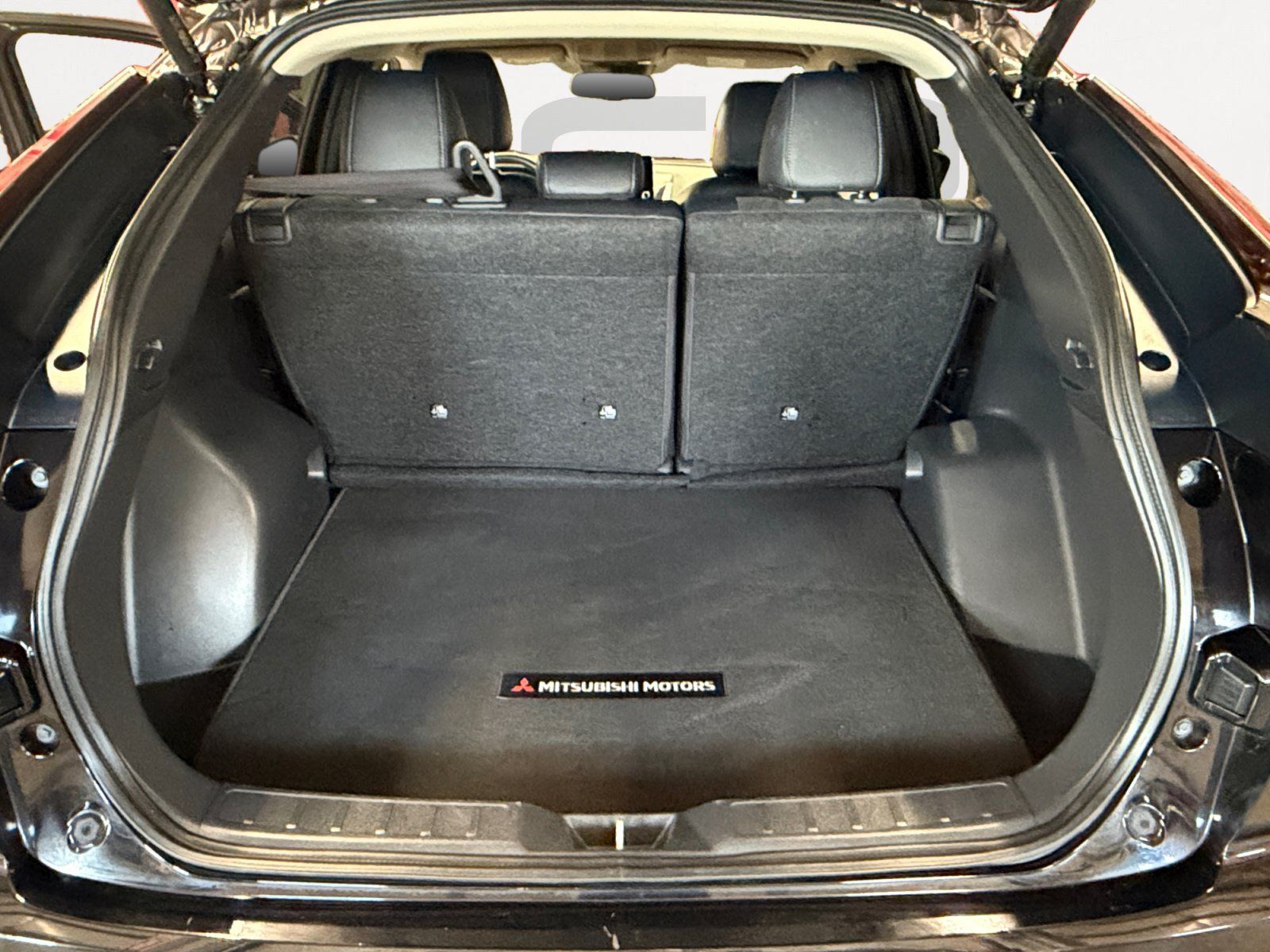 Used 2025 Mitsubishi Eclipse Cross SE AWD/4WD image 13