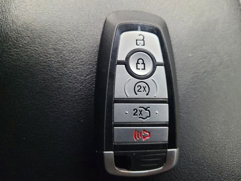 Used 2020 Ford Edge SEL w/ Convenience Package image 32