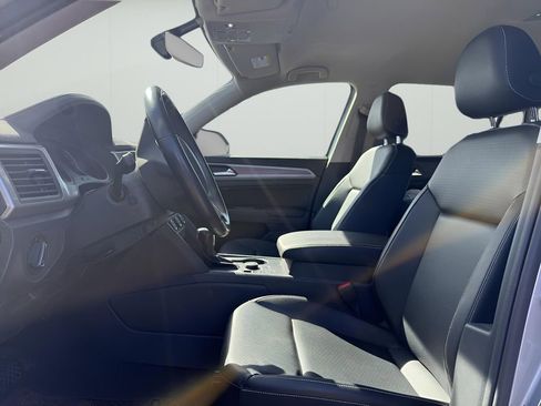 Used 2021 Volkswagen Atlas SE image 18