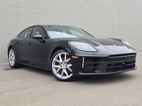 New 2026 Porsche Panamera 4 image 7